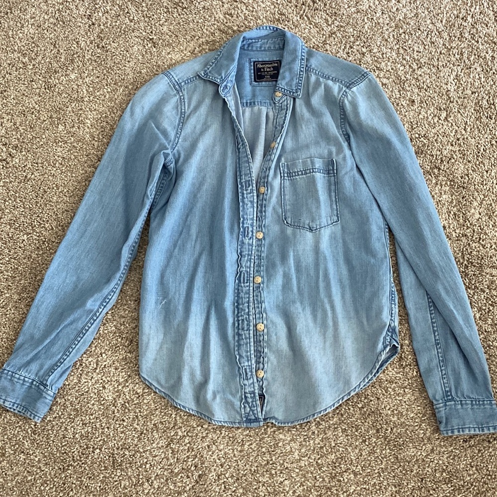 Abercrombie &Fitch Denim button up